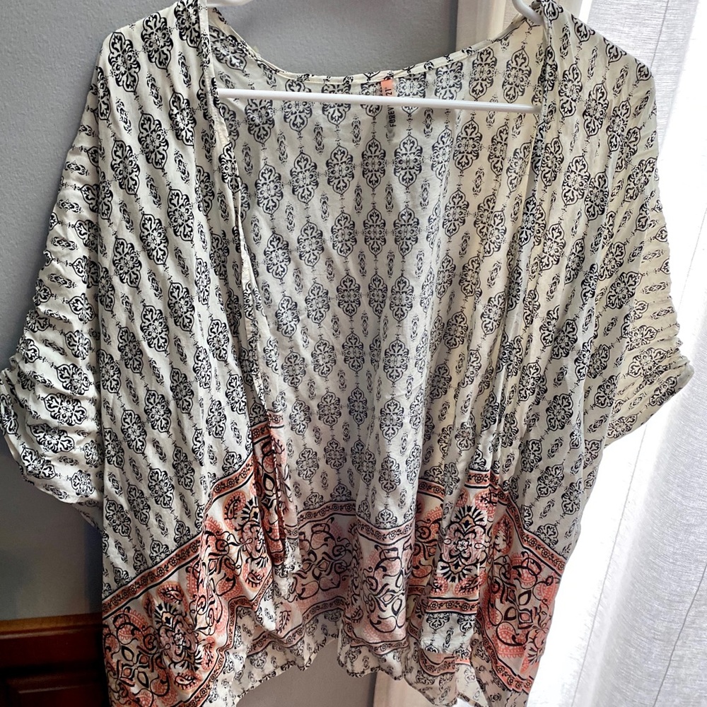 Cool multi-pattern cover-up